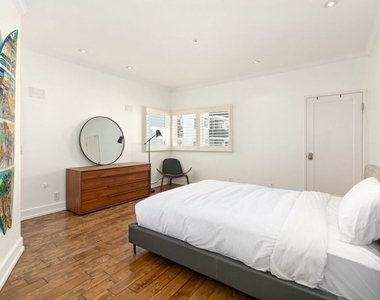 1145 Horn Avenue - Photo Thumbnail 9