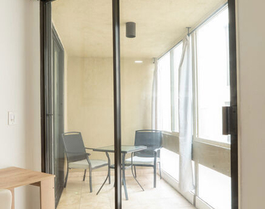 740 N Kings Road - Photo Thumbnail 14