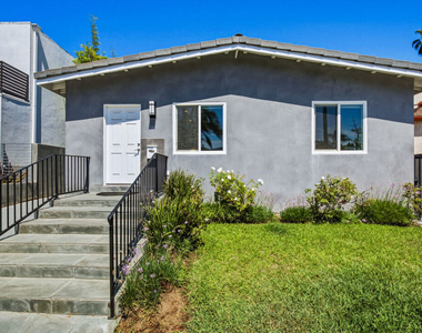 869 Warren Avenue - Photo Thumbnail 21