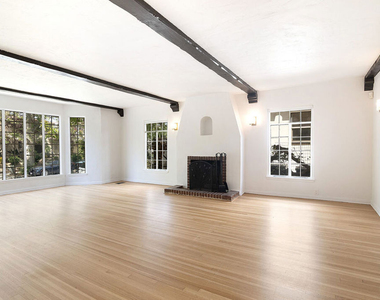 342 N Orange Drive - Photo Thumbnail 4
