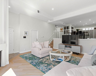 13072 Maxella Avenue - Photo Thumbnail 3