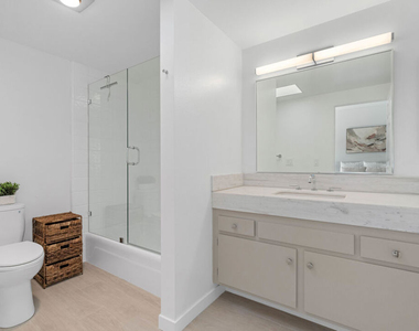 13072 Maxella Avenue - Photo Thumbnail 16