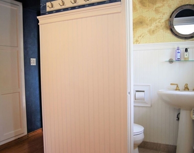 4653 Farmdale Avenue - Photo Thumbnail 28