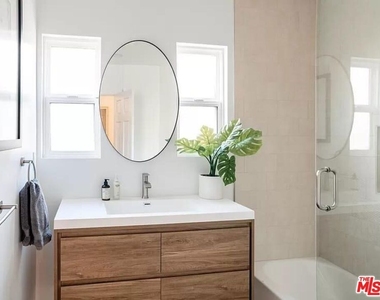 4328 Edenhurst Avenue - Photo Thumbnail 25