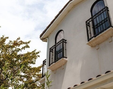 1025 Euclid Street - Photo Thumbnail 36