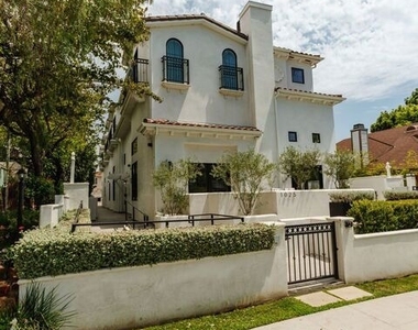 1025 Euclid Street - Photo Thumbnail 35