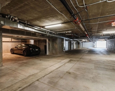 1025 Euclid Street - Photo Thumbnail 32