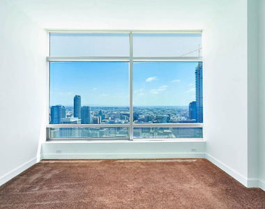 900 W Olympic Boulevard - Photo Thumbnail 14