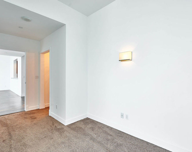 900 W Olympic Boulevard - Photo Thumbnail 19