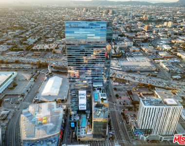 900 W Olympic Boulevard - Photo Thumbnail 27