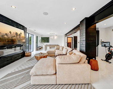 1664 Mountcrest Avenue - Photo Thumbnail 36