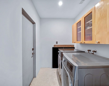1664 Mountcrest Avenue - Photo Thumbnail 8