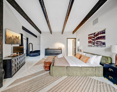 1664 Mountcrest Avenue - Photo Thumbnail 9