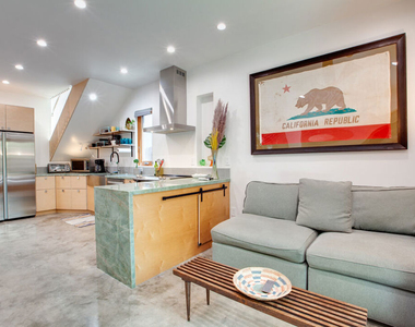 4135 Michael Avenue - Photo Thumbnail 6