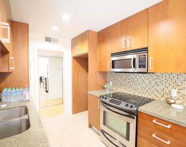 4407 Francis Avenue - Photo Thumbnail 2