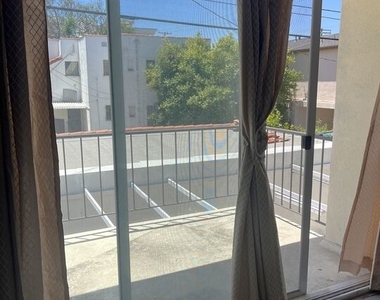 905 S Bedford Street - Photo Thumbnail 9