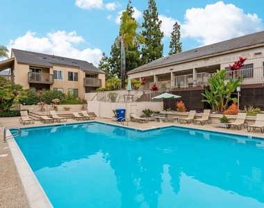 8521 Villa La Jolla - Photo Thumbnail 23