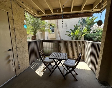 8521 Villa La Jolla - Photo Thumbnail 18