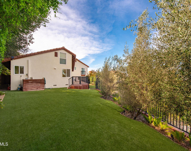 5076 Escobedo Drive - Photo Thumbnail 35