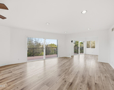 5076 Escobedo Drive - Photo Thumbnail 6
