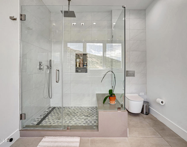 990 Alta Vista Road - Photo Thumbnail 13