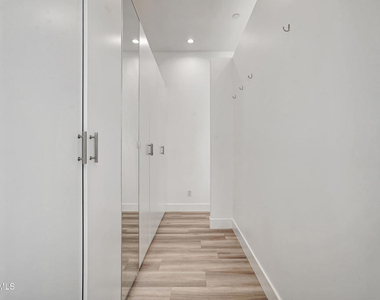 990 Alta Vista Road - Photo Thumbnail 14