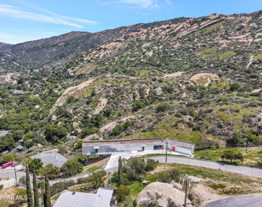 990 Alta Vista Road - Photo Thumbnail 33
