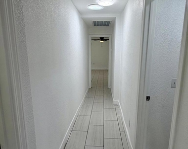 85041 Cairo Street - Photo Thumbnail 11