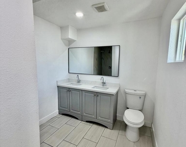 85041 Cairo Street - Photo Thumbnail 13