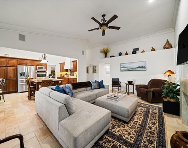 370 Cypress Point Drive - Photo Thumbnail 9