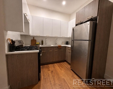 695 Dekalb Avenue - Photo Thumbnail 1