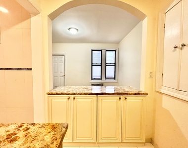 780 East 2nd Street - Photo Thumbnail 5