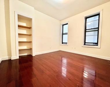 780 East 2nd Street - Photo Thumbnail 6