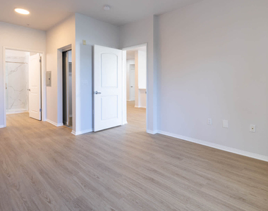6150 De Soto Avenue - Photo Thumbnail 51