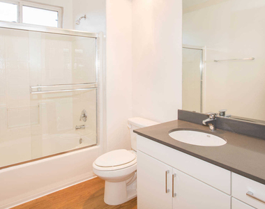 6150 De Soto Avenue - Photo Thumbnail 18