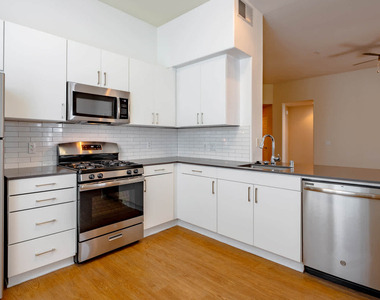 6150 De Soto Avenue - Photo Thumbnail 40