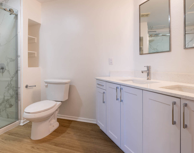 6150 De Soto Avenue - Photo Thumbnail 15