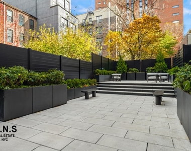 Madison Avenue - Photo Thumbnail 15