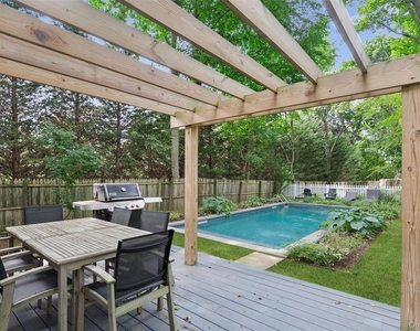 212 Lumber Ln - Photo Thumbnail 26