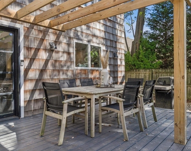 212 Lumber Ln - Photo Thumbnail 14