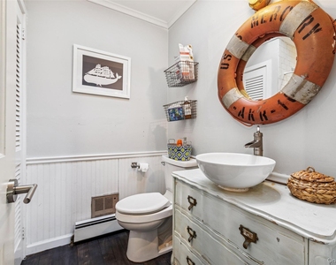 212 Lumber Ln - Photo Thumbnail 16