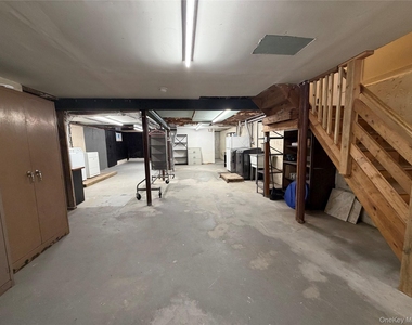 40 Edgewood Road - Photo Thumbnail 8