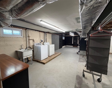 40 Edgewood Road - Photo Thumbnail 9