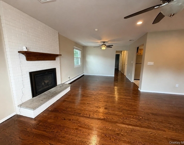 40 Edgewood Road - Photo Thumbnail 12