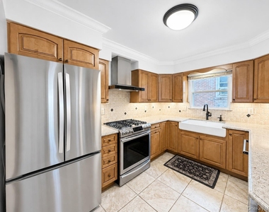 40 Edgewood Road - Photo Thumbnail 3