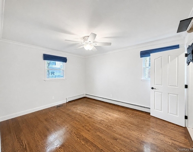 40 Edgewood Road - Photo Thumbnail 6
