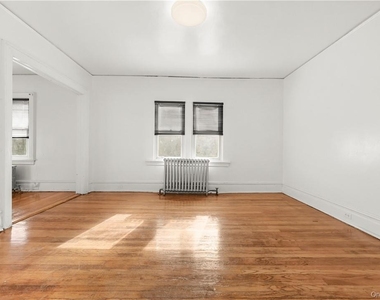 10 S 13th Avenue - Photo Thumbnail 8