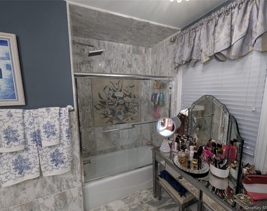 28 Brookfield Road - Photo Thumbnail 21