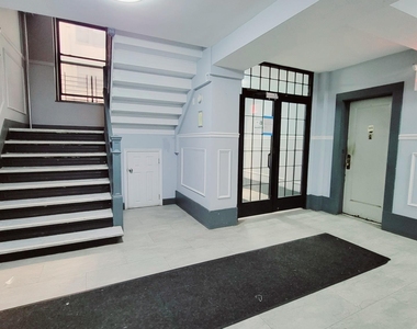 6109 39th Avenue - Photo Thumbnail 3