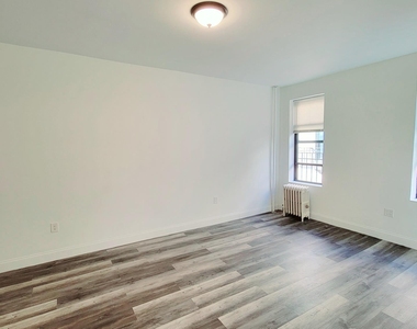 6109 39th Avenue - Photo Thumbnail 20